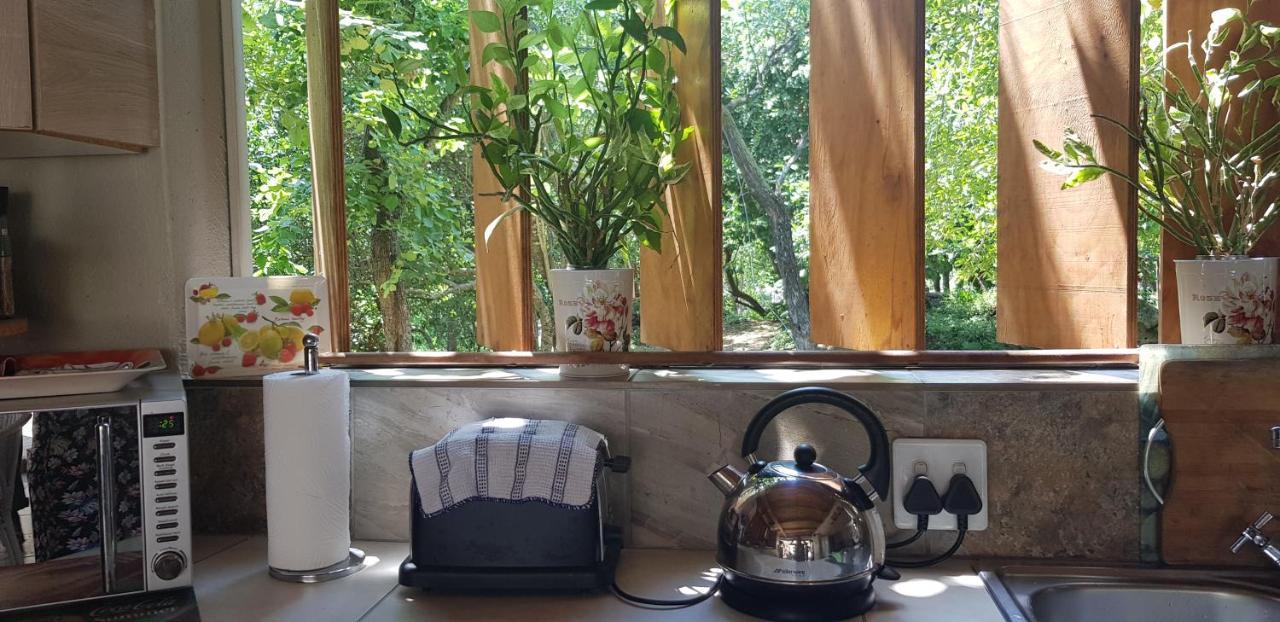 A Farm Stay - Casablanca'S Private Cottage,No Loadshedding! Hazyview Exterior foto